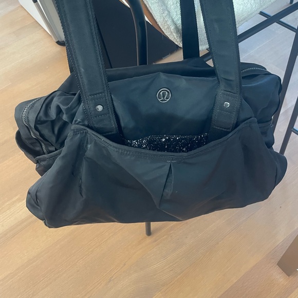 Lululemon workout duffle gym bag black - Picture 9 of 11